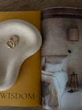 Luna Dish – Handcrafted Kidney-Shaped Jesmonite Tray.