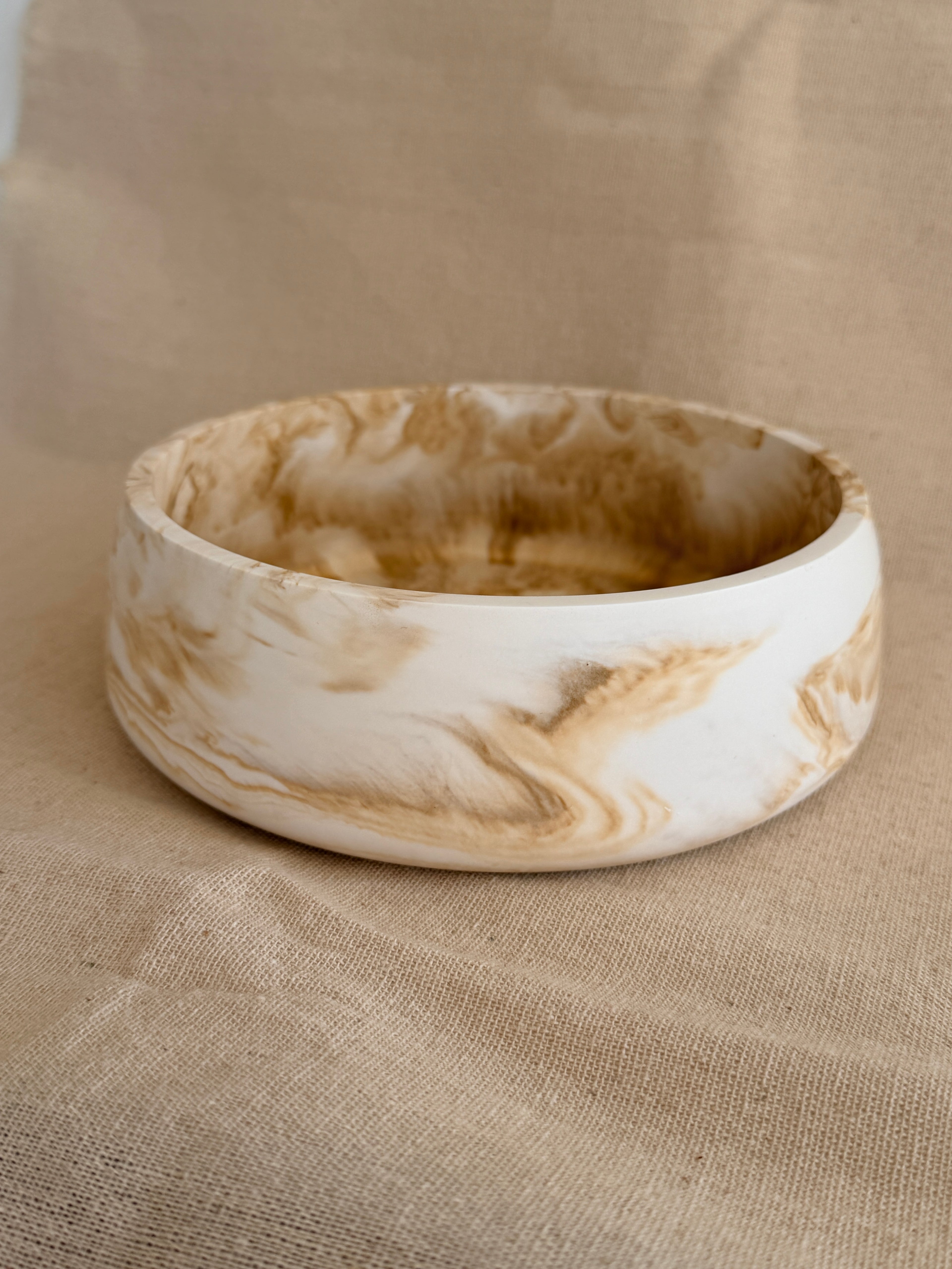 Form Bowl – Handmade Jesmonite Decorative Bowl (17cm)