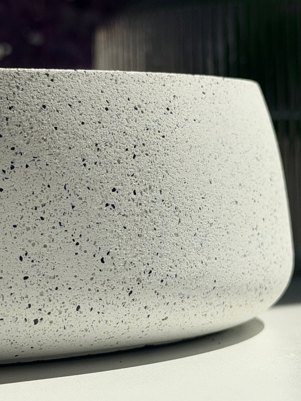 Form Bowl – Handmade Jesmonite Decorative Bowl (17cm)