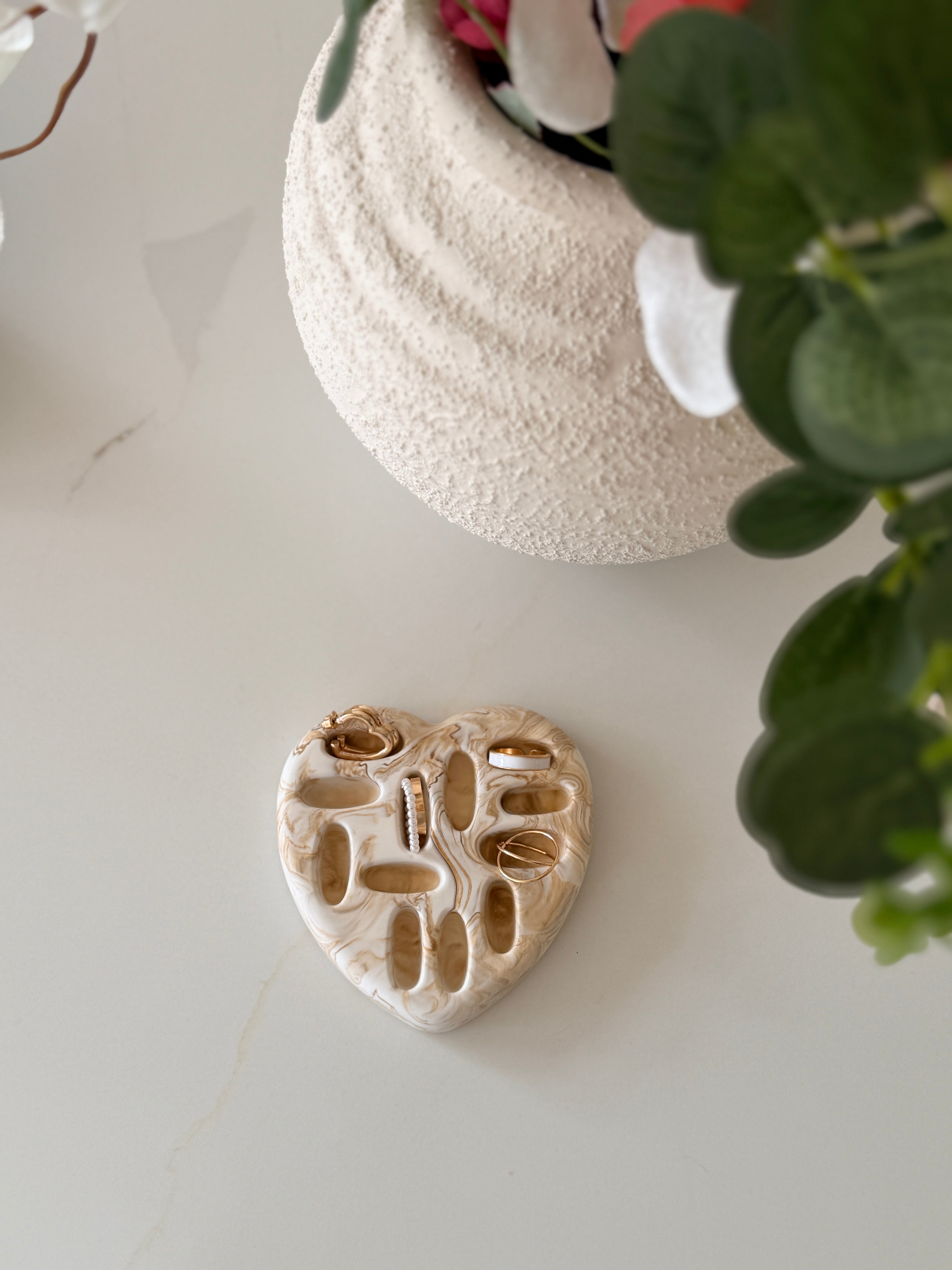 Jesmonite Jewellery Tray UK – Handmade Sculpted Catchall Organiser