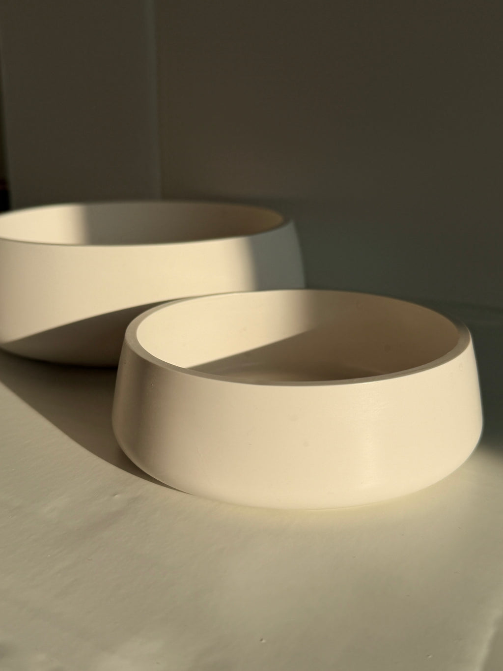 Form Bowl – Handmade Jesmonite Decorative Bowl (17cm)