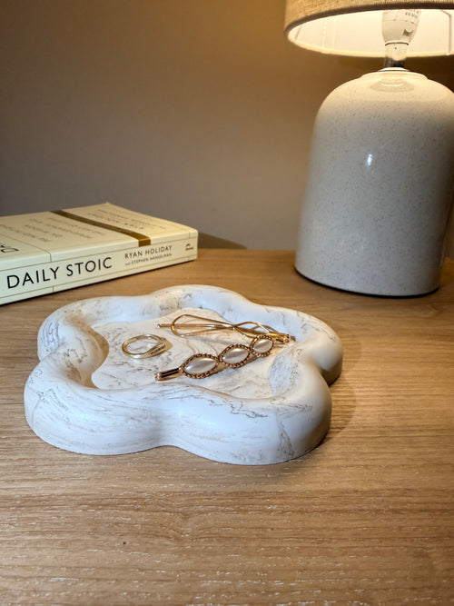 Aurora Petal Jesmonite Tray – Wavy Decorative Trinket Tray