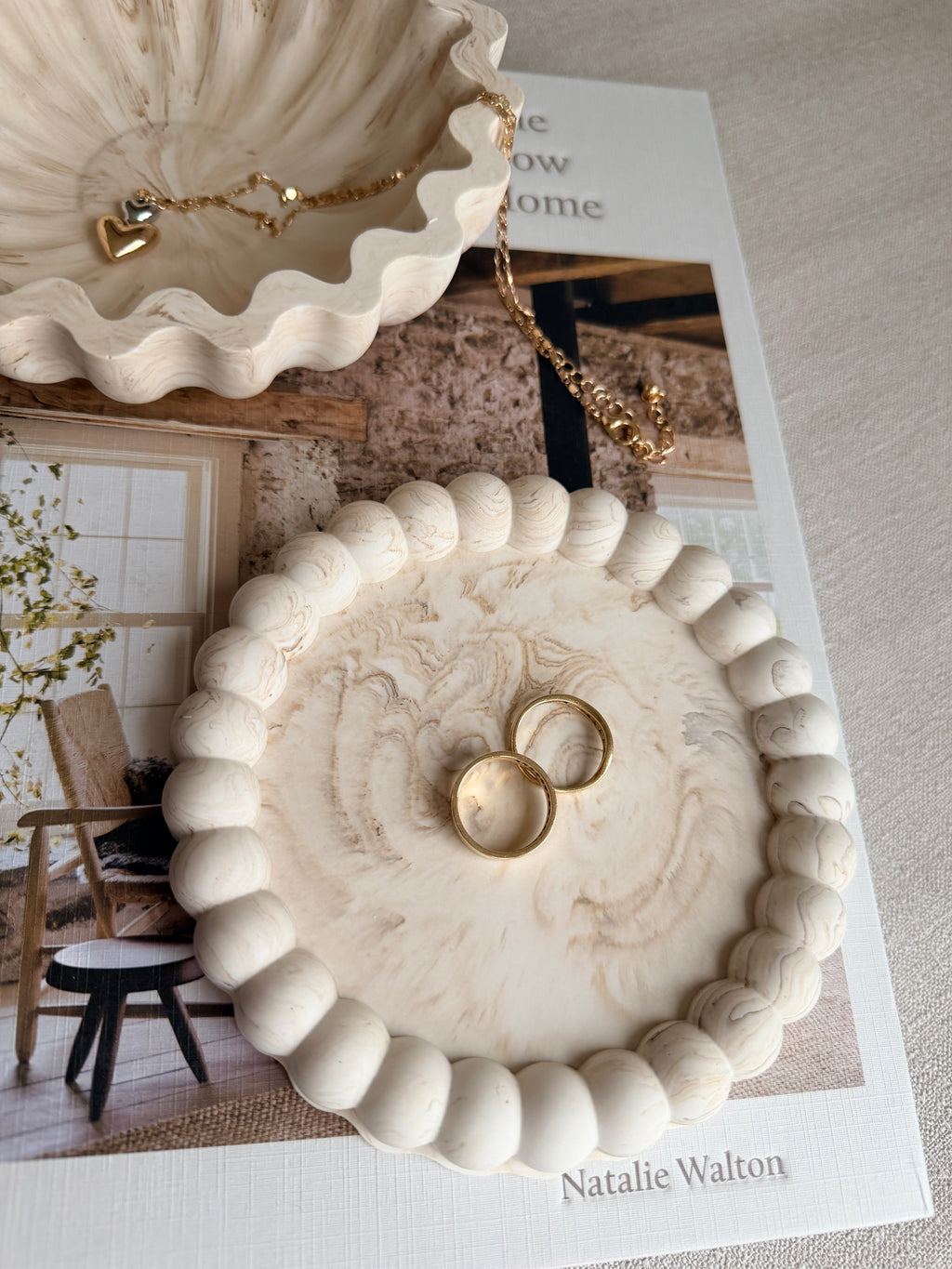Dune Bead Jesmonite Tray – Small Bubble Trinket Dish